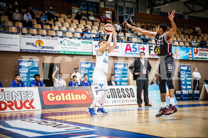 Basketball, bet-at-home Basketball Superliga 2020/21, Grunddurchgang, 4. Runde, Oberwart Gunners, Raiffeisen Flyers Wels, Jonathan Knessl (12)
