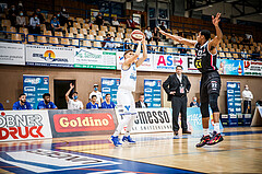 Basketball, bet-at-home Basketball Superliga 2020/21, Grunddurchgang, 4. Runde, Oberwart Gunners, Raiffeisen Flyers Wels, Jonathan Knessl (12)