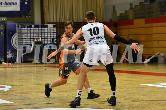 Basketball Superliga 2020/21, Grunddurchgang 18. Runde Flyers Wels vs. Klosterneuburg Dukes, Valentin Bauer (14), Aleksandar Andjelkovic (10)