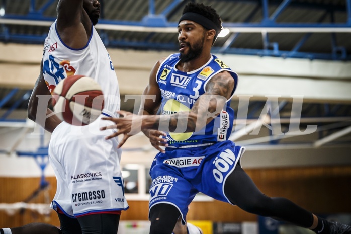 Basketball, ABL 2018/19, Playoff HF Spiel 2, Oberwart Gunners, Gmunden Swans, Chance Murray (3) Basketball, ABL 2018/19, Playoff HF Spiel 2, Oberwart Gunners, Gmunden Swans, Chance Murray (3)