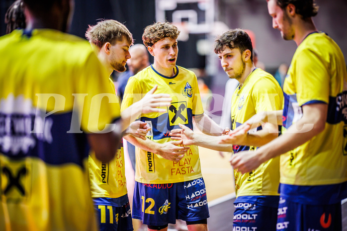 Basketball, Win2Day Superliga 2024/25, Grunddurchgang 2.Runde, BC Vienna, UBSC Graz, Lukas Simoner (12)