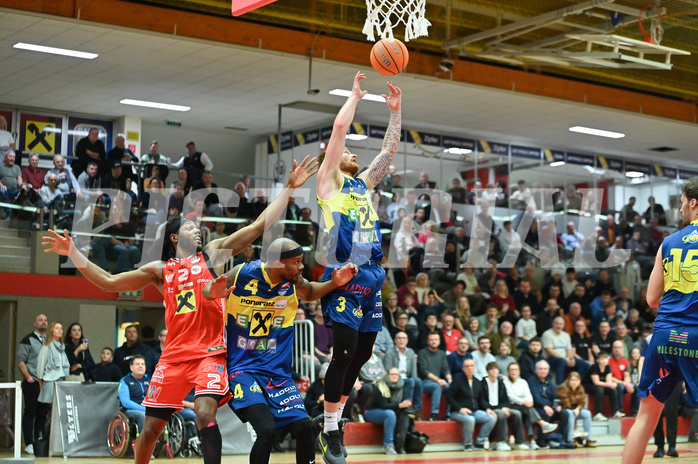 Basketball, Superliga 2024/25, Grunddurchgang 14.Runde, Flyers Wels vs. UBSC Graz,
