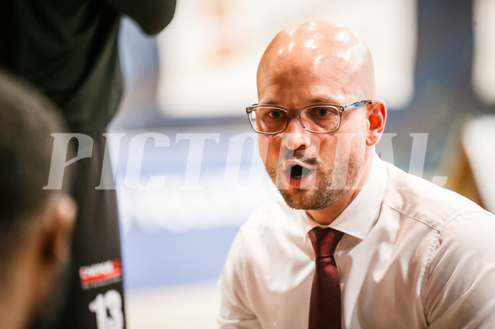 Basketball, bet-at-home Basketball Superliga 2020/21, Platzierungsrunde, 5. Runde, Oberwart Gunners, Flyers Wels, Sebastian Waser (Head Coach)