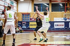 Basketball, Basketball Zweite Liga, Grunddurchgang 7.Runde, Basket Flames, Mistelbach Mustangs, Marinko Nakic (15)