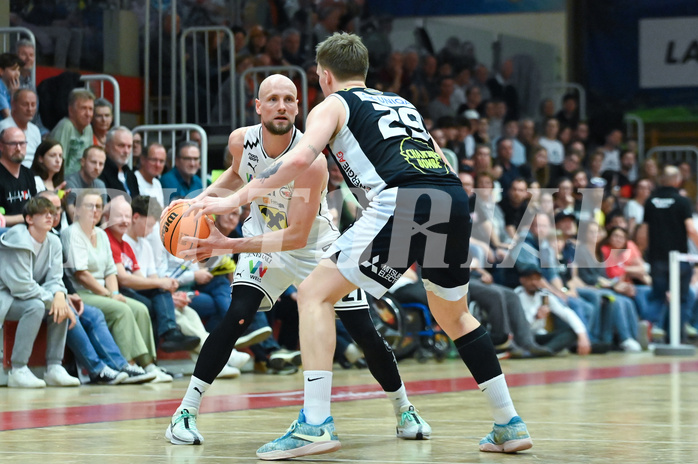 Basketball Superliga 2023/24, 8.Plazierungsrunde,Flyers Wels vs. Gmunden Swans