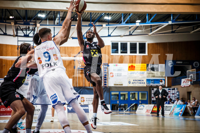 Basketball, bet-at-home Basketball Superliga 2020/21, Grunddurchgang, 4. Runde, Oberwart Gunners, Raiffeisen Flyers Wels, Austen Awosika (1)