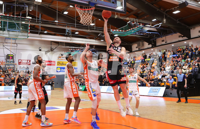 Basketball Superliga 2022/23, Playoff, Semifinale Spiel 2 Klosterneuburg Dukes vs. BC Vienna


