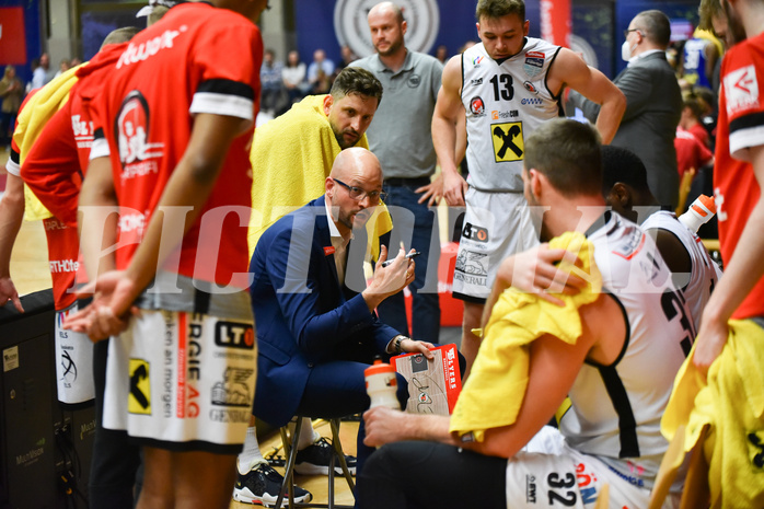 Basketball Superliga 2021/22, Viertelfinale Spiel 2, Flyers Wels vs Swans Gmunden