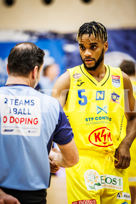 Basketball, Win2Day Superliga 2023/24, Grunddurchgang 16.Runde, SKN St. Pölten, Flyers Wels, Michael Anthony Randolph Jr. (5)