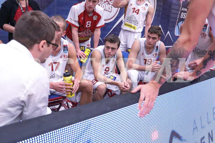 Basketball Basketball Superliga 2019/20, Grunddurchgang 15.Runde Runde Traiskirchen Lions  vs. Flyers Wels
