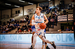 Basketball, bet-at-home Basketball Superliga 2021/22, Grunddurchgang Runde 8, Oberwart Gunners, Gmunden Swans, Jonathan Knessl (12)