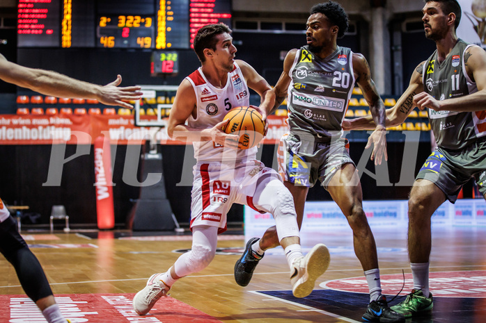 Basketball, Win2Day Superliga 2023/24, Grunddurchgang 18.Runde, BC Vienna, Klosterneuburg Dukes, Bogic Vujosevic (5), Michael Weathers (20)