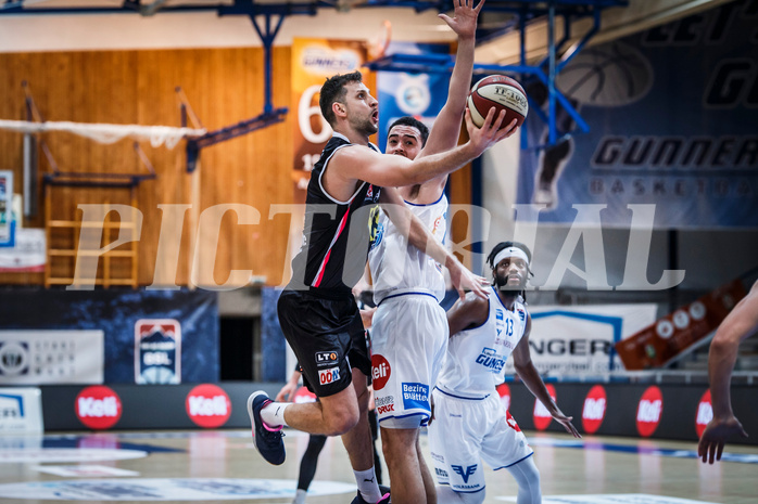 Basketball, bet-at-home Basketball Superliga 2020/21, Grunddurchgang, 4. Runde, Oberwart Gunners, Raiffeisen Flyers Wels, Davor Lamesic (7)