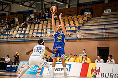 Basketball, bet-at-home Basketball Superliga 2020/21, Grunddurchgang, 14. Runde, Oberwart Gunners, Gmunden Swans, Enis Murati (4)