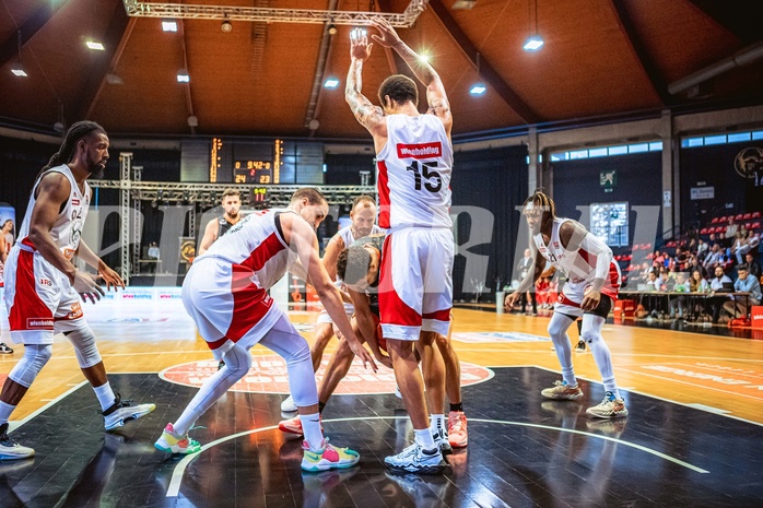 Basketball, Win2Day Superliga 2022/23, Grunddurchgang 3.Runde, BC GGMT Vienna, CITIES Panthers Fürstenfeld, Enis Murati (44), Jaylen Butz (12), Khalid Thomas (15)