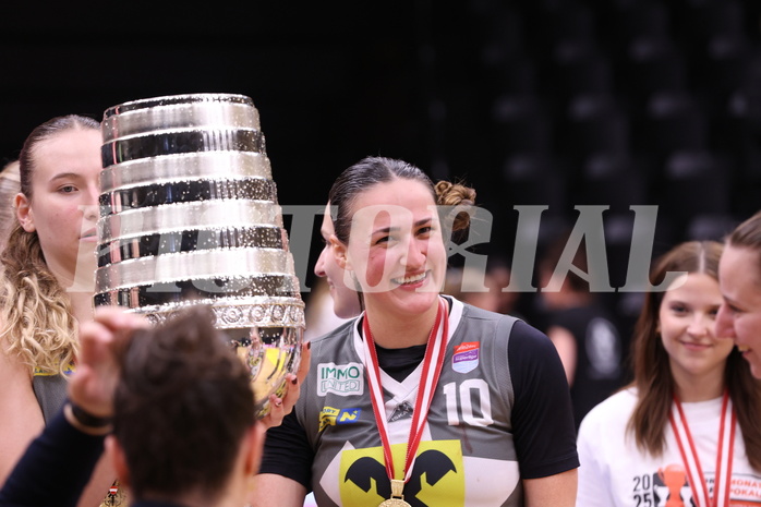 17.04.2025, Graz, Raiffeisen Sportpark, Basketball Damen Superliga 2024/25, Finale Spiel 3, UBI Graz vs. Klosterneuburg Duchess, 17.04.2025, Graz, Raiffeisen Sportpark, Basketball Damen Superliga 2024/25, Finale Spiel 3, UBI Graz vs. Klosterneuburg Duchess,