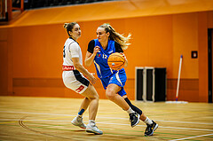 Basketball, Win2Day Basketball Damen Superliga 2023/24, Grunddurchgang 2.Runde, Vienna Timberwolves, DBB LZ OÖ, Sara Solyom (3), Bettina Kunz (12)