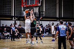 Basketball, Basketball Zweite Liga 2023/24, Grunddurchgang 17.Runde, Basket Flames, Union Deutsch Wagram Alligators, Paul Kircher (15)
