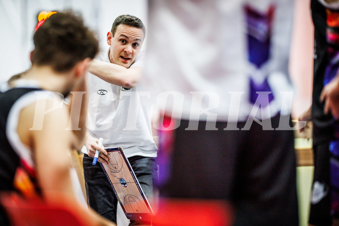 Basketball, Basketball Zweite Liga 2023/24, Grunddurchgang 14.Runde, Deutsch Wagram Alligators, Vienna United, Benedikt Danek (Head Coach)