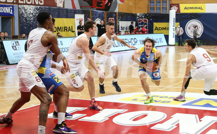 Basketball Superliaga 2021/22, Grunddurchgang 8.Runde Traiskirchen Lions vs. SKN St.Pölten