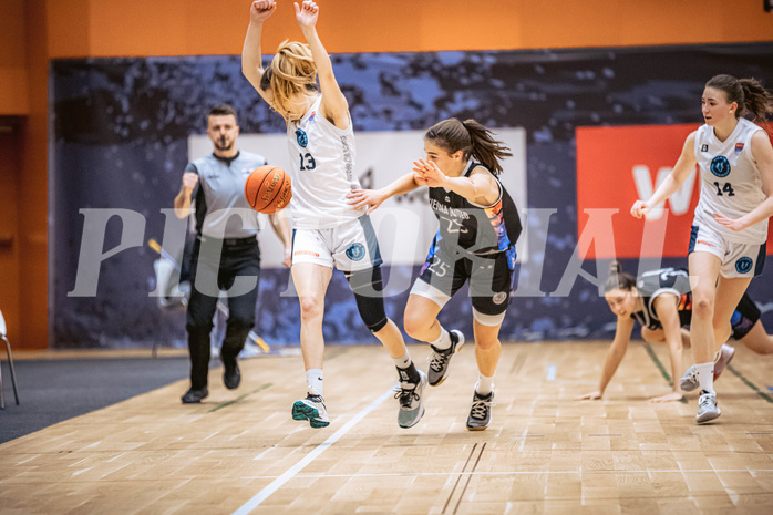 Basketball, Win2Day Basketball Damen Superliga 2022/23, Grunddurchgang 9.Runde, Vienna Timberwolves, Vienna United, Charlotte Schomburg (13), Klara Brunner (25)