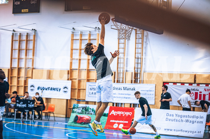 Basketball 2.Bundesliga 2021/22, Grunddurchgang 2.Runde Deutsch Wagram Alligators vs. Raiders Tirol
