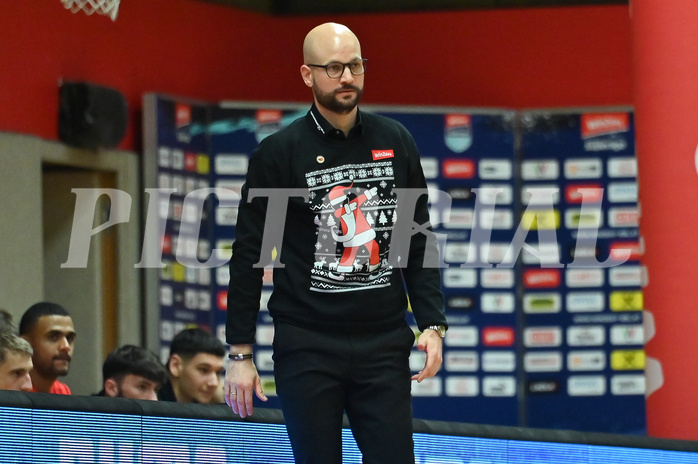 Basketball, Superliga 2024/25, Grunddurchgang 14.Runde, Flyers Wels vs. UBSC Graz,