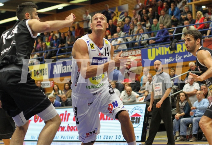Basketball ABL 2015/16 Grunddurchgang 5.Runde Gmunden Swans vs. Traiskirchen Lions