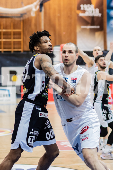 Basketball, Basketball Superliga 2022/23, 1. Platzierungsrunde, Oberwart Gunners, Gmunden Swans, Urald King (20), Renato Poljak (16)