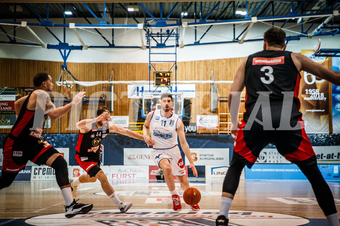 Basketball, bet-at-home Basketball Superliga 2021/22, Platzierungsrunde Spiel 10, Oberwart Gunners, BC GGMT Vienna, Ioannis Chatzinikolas (11)