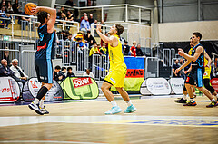Basketball, Win2Day Superliga 2023/24, Grunddurchgang 6.Runde, SKN St. Pölten, Vienna Timberwolves, Philipp D'Angelo (9), Felix Angerbauer (4)