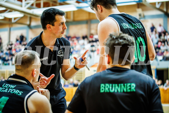 Basketball, Basketball Zweite Liga 2023/24, Playoff, Finale Spiel 1, Mistelbach Mustangs, Union Deutsch Wagram Aligators, Lukas Hofer (Head Coach)