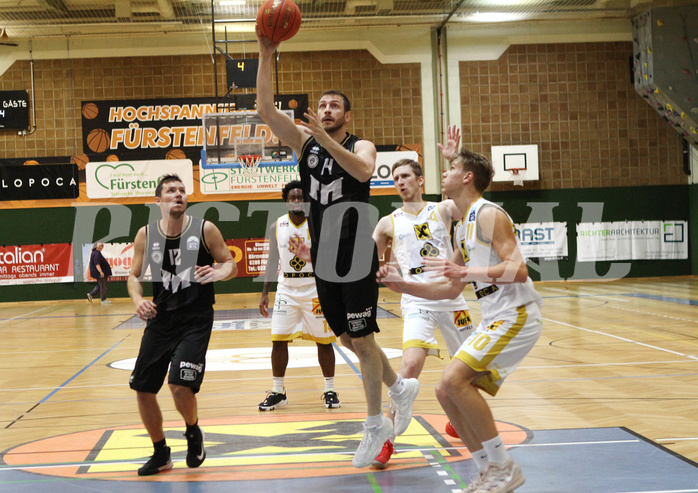 Basketball 2.Bundesliga 2021/22 Grunddurchgang 6.Runde  Fürstenfeld Panthers vsWörthersee Piraten