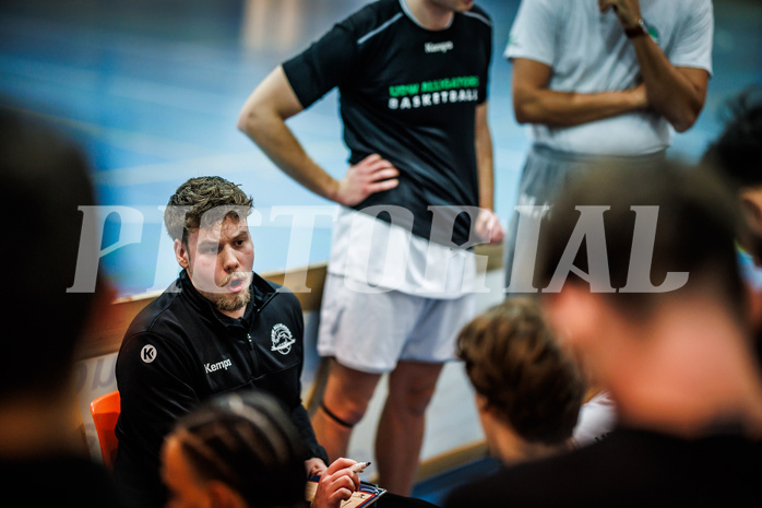 Basketball, Basketball Zweite Liga 2024/25, Grunddurchgang 16.Runde, UDW Alligators, KOS Celovec, Mark Laurencik (Ass. Head Coach)