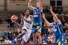 Basketball, ABL 2016/17, Grunddurchgang 7.Runde, Oberwart Gunners, Kapfenberg Bulls, Jamari Traylor (9), Carl Baptiste (13)