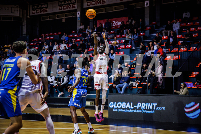 Basketball, Win2Day Superliga 2024/25, Grunddurchgang 6.Runde, BC Vienna, St. Pölten, Sheriff Seedy Drammeh (0)