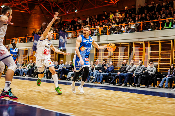 Basketball, win2day Basketball Superliga 2023/224, Grunddurchgang Runde 16, BBC Nord Dragonz, Oberwart Gunners, Jonathan Knessl (12)