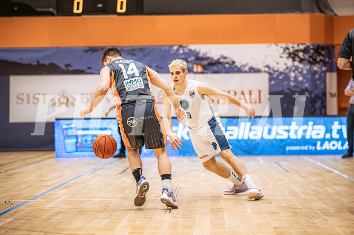 Basketball, Win2Day Superliga 2022/23, Grunddurchgang 13.Runde, Vienna Timberwolves, BK IMMOunited Dukes, Valentin Bauer (14), Elias Wlasak (8)