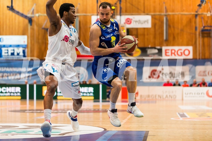 Basketball, CUP 2017 , 1/2 Finale, Oberwart Gunners, Gmunden Swans, Enis Murati (4)