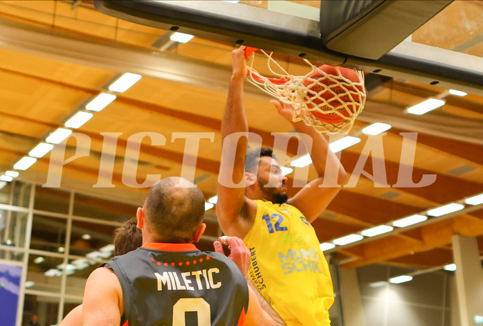 Basketball Superliga 2022/23, 6.Plazierungsrunde SKN St.Pölten vs. Klosterneuburg Dukes


