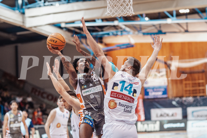 Basketball, Basketball Superliga 2023/24, Grunddurchgang 20.Runde, Oberwart Gunners, Klosterneuburg Dukes, Jonathan Knessl (12), Michael Weathers (20), Daniel Koeppel (14) Basketball, Basketball Superliga 2023/24, Grunddurchgang 20.Runde, Oberwart Gunners, Klosterneuburg Dukes, Jonathan Knessl (12), Michael Weathers (20), Daniel Koeppel (14)