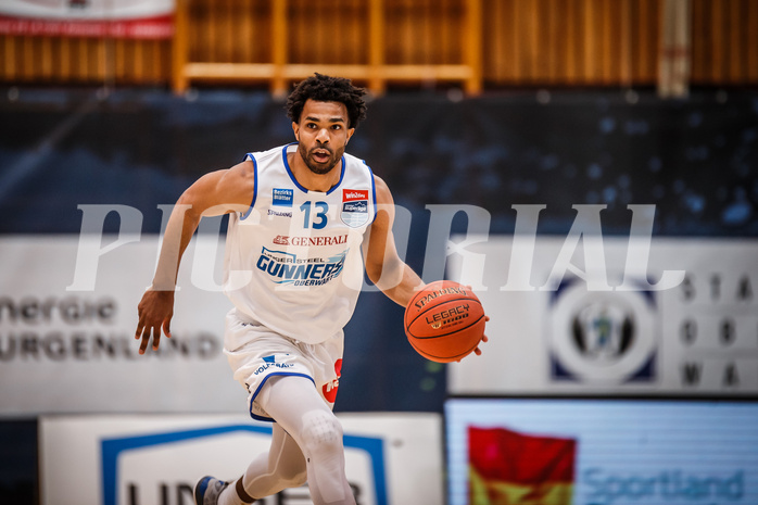 Basketball, bet-at-home Basketball Superliga 2021/22, Playoffs, Viertelfinale Spiel 1, Oberwart Gunners, Kapfenberg Bulls, Connor Cashaw (13)