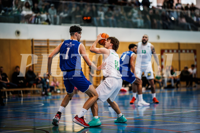 Basketball, Basketball Zweite Liga 2024/25, Viertelfinale Spiel 2, UDW Alligators, Kufstein Towers, Aleksander Mlodianovski (1), Simon Marek (11)