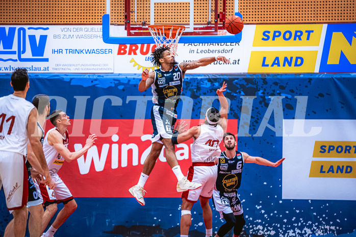 Basketball, Win2Day Superliga 2022/23, Grunddurchgang 18.Runde, Arkadia Traiskirchen Lions, OCS Swans Gmunden, Urald King (20)