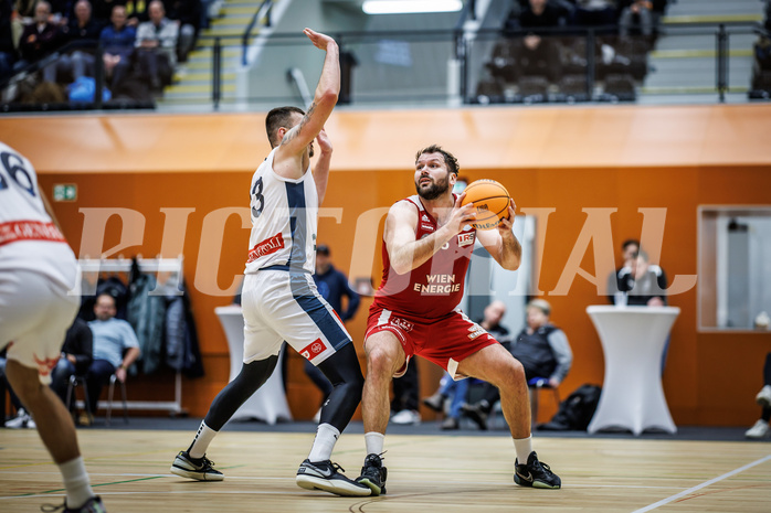 Basketball, Win2Day Superliga 2023/24, Grunddurchgang 17.Runde, Vienna Timberwolves, BC Vienna, Ziga Fifolt (13), Jozo Rados (3)