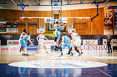 Basketball, bet-at-home Basketball Superliga 2020/21, Viertelfinale Spiel 3, Oberwart Gunners, SKN St. Pölten, Jumpball