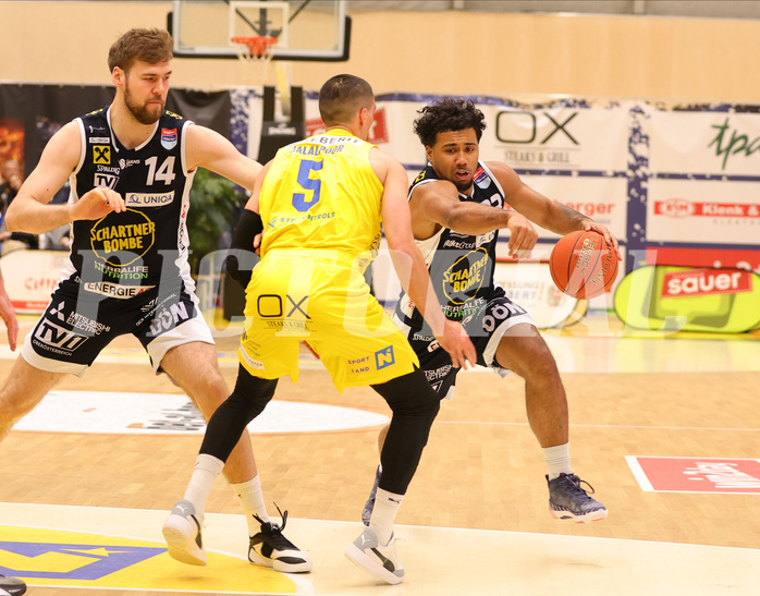 Basketball Superliga 2022/23, 8.Plazierungsrunde SKN St.Pölten vs. Gmunden Swans


