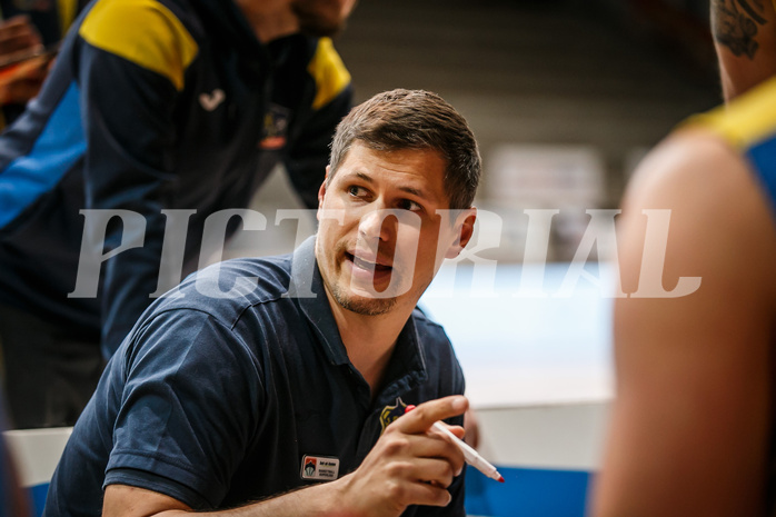 Basketball, bet-at-home Basketball Superliga 2020/21, Platzierungsrunde, 8. Runde, Oberwart Gunners, SKN St. Pölten, Andreas Worenz (Head Coach)