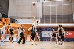 Basketball, Win2Day Basketball Damen Superliga 2022/23, Grunddurchgang 13.Runde, Vienna Timberwolves, Basket Flames, Zlatka Madankova (16), Mira Eulering (7)