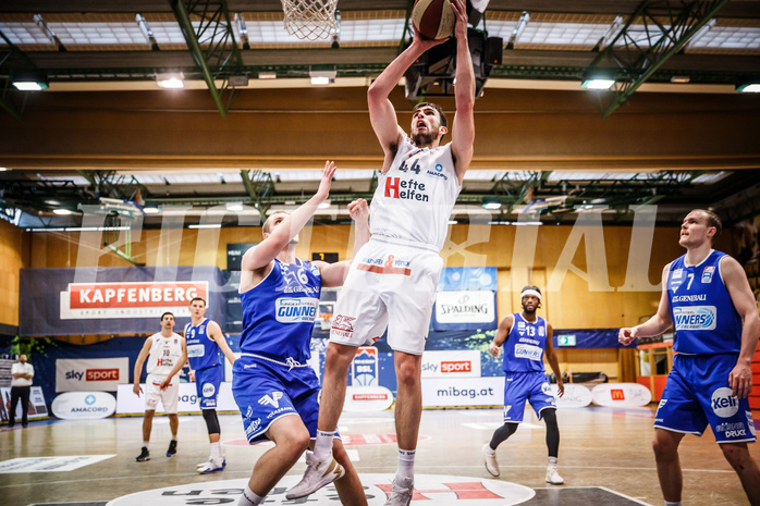 Basketball, bet-at-home Basketball Superliga 2020/21, Platzierungsrunde 9.Runde, Kapfenberg Bulls, Oberwart Gunners, Alexander James Herrera (44)